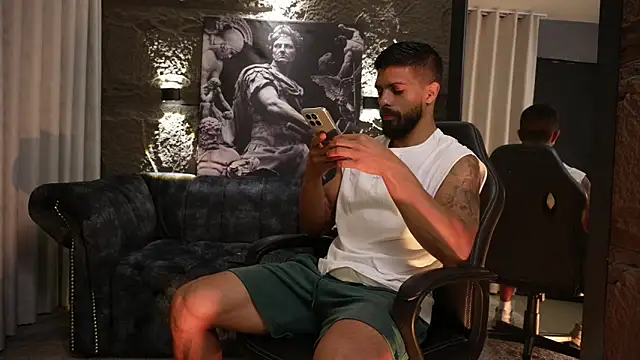 Snapshot of DannSaenz chatting on January 17, 1:26 pm DannSaenz online show from January 17, 1:26 pm