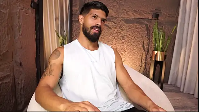 DannSaenz online show from April 4, 2:23 pm