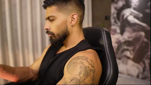 DannSaenz online show from March 8, 4:43 pm