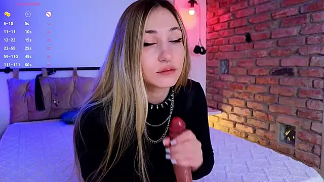 Snapshot of Kurama_Katana chatting on November 29, 10:48 am Kurama Katana online show from November 29, 10:48 am