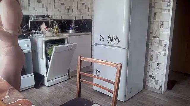 Diamond Tyler online show from March 30, 5:20 am