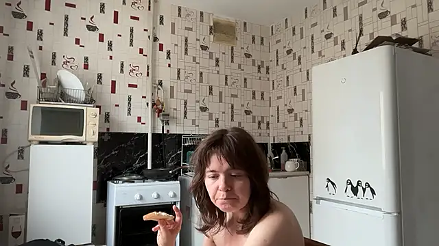 Diamond Tyler online show from July 10, 5:18 am