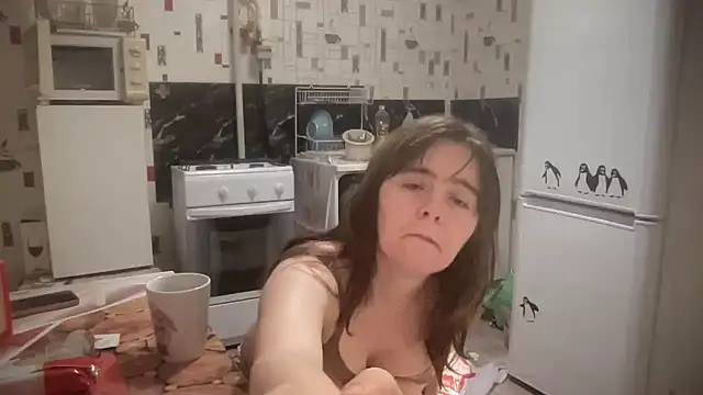 Diamond Tyler online show from April 21, 4:13 pm