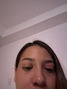 DanielaSaenz0 online show from June 22, 2:28 am