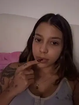 DanielaSaenz0 online show from April 9, 2:35 am