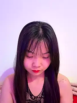 Snapshot of Maeve2k5 chatting on November 8, 12:58 am Maeve2k5 online show from November 8, 12:58 am