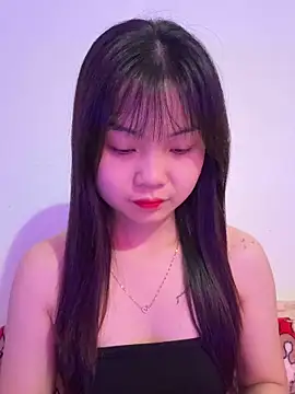 Snapshot of Maeve2k5 chatting on November 6, 12:36 am Maeve2k5 online show from November 6, 12:36 am