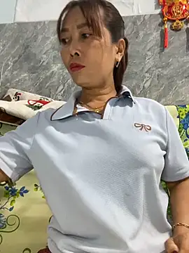 Linaannn online show from March 11, 11:54 pm