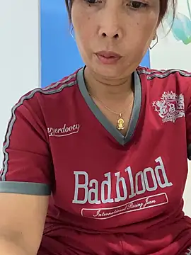 Linaannn online show from June 12, 3:54 pm