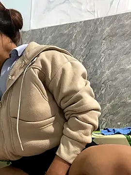 Linaannn online show from November 27, 11:38 pm