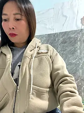 Linaannn online show from January 8, 11:33 pm