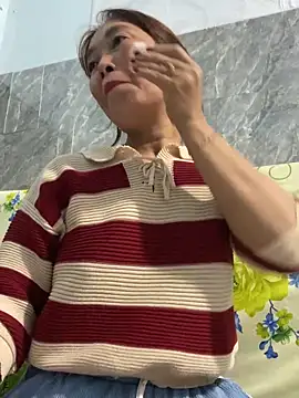 Linaannn online show from February 2, 12:20 am