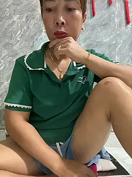 Linaannn online show from May 22, 10:52 pm