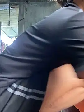 Linaannn online show from April 10, 11:45 pm