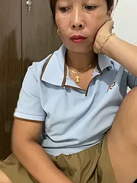Linaannn online show from May 25, 2:27 pm