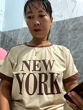 Linaannn online show from November 13, 11:41 pm