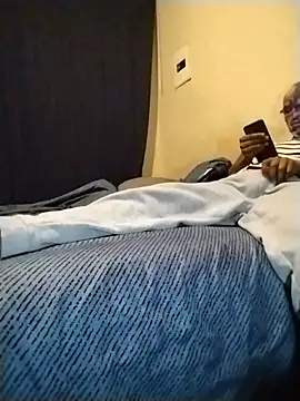 Convertiblechulo online show from January 2, 6:56 pm