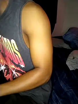 Convertiblechulo online show from March 20, 3:07 am