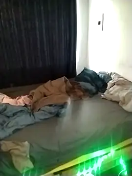 Convertiblechulo online show from January 9, 3:46 am