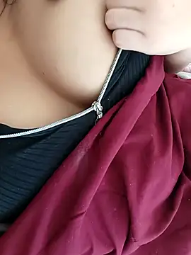 Snapshot of brunalinio chatting on October 22, 12:26 pm brunalinio online show from October 22, 12:26 pm