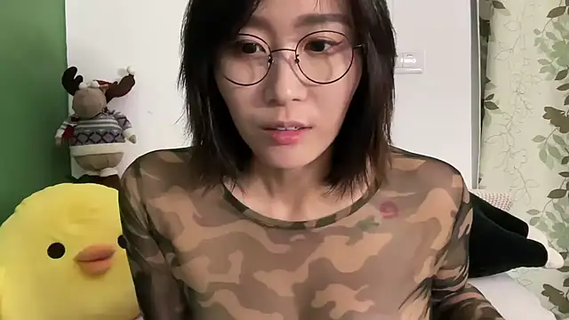 Snapshot of Ashepova000 chatting on January 9, 11:58 am Ashepova000 online show from January 9, 11:58 am