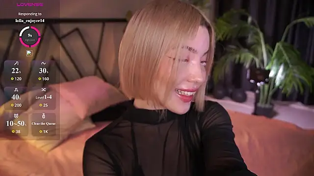 LindaThacker online show from March 1, 4:12 am