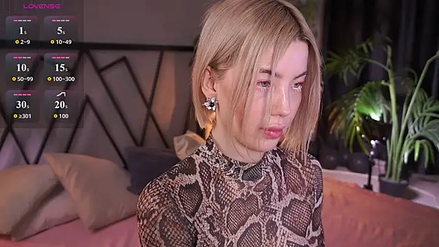 LindaThacker online show from March 2, 5:08 am