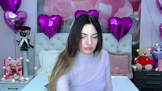 Snapshot of VioletUmi chatting on February 12, 10:46 am VioletUmi online show from February 12, 10:46 am