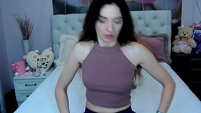 Snapshot of VioletUmi chatting on March 12, 8:08 am VioletUmi online show from March 12, 8:08 am