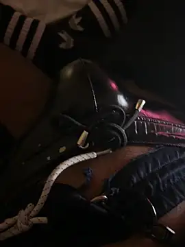 esteraulxxx online show from February 6, 3:35 am