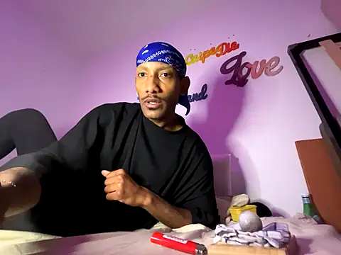 esteraulxxx online show from December 7, 9:06 pm