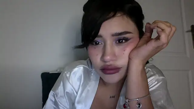 destinyiswild online show from January 28, 1:08 am