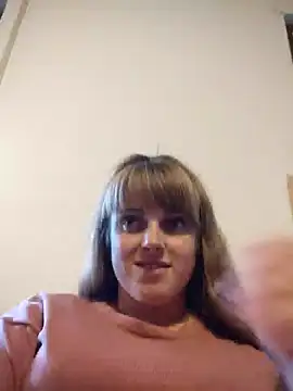 Snapshot of CoddessCrystal chatting on September 28, 1:07 pm CoddessCrystal online show from September 28, 1:07 pm