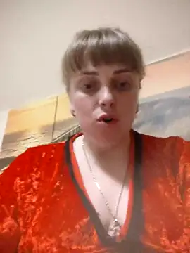 Snapshot of CoddessCrystal chatting on April 9, 7:31 pm CoddessCrystal online show from April 9, 7:31 pm