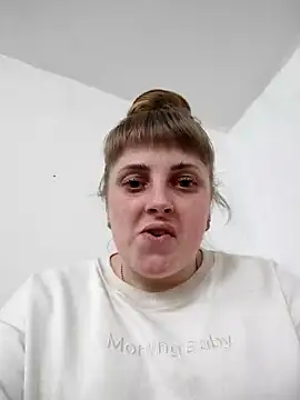 Snapshot of CoddessCrystal chatting on March 1, 12:23 pm CoddessCrystal online show from March 1, 12:23 pm