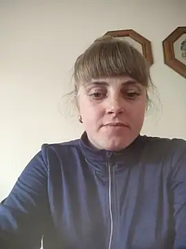 Snapshot of CoddessCrystal chatting on March 29, 11:23 am CoddessCrystal online show from March 29, 11:23 am