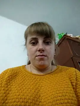 CoddessCrystal online show from November 28, 7:19 am