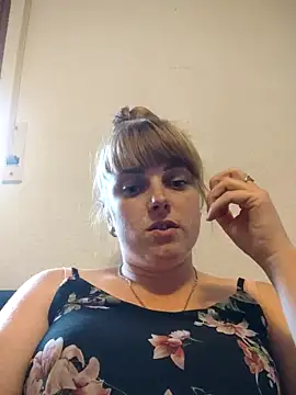 Snapshot of CoddessCrystal chatting on September 16, 11:11 am CoddessCrystal online show from September 16, 11:11 am