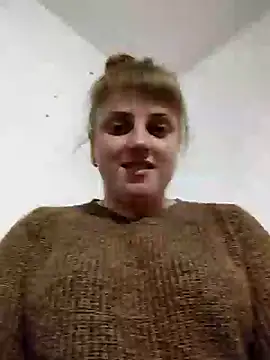 Snapshot of CoddessCrystal chatting on February 26, 4:49 pm CoddessCrystal online show from February 26, 4:49 pm