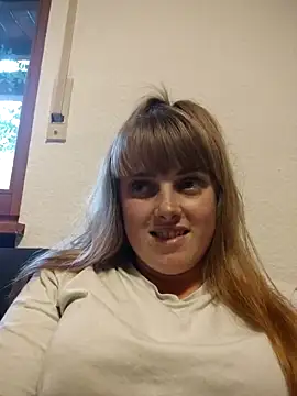 Snapshot of CoddessCrystal chatting on September 25, 1:17 pm CoddessCrystal online show from September 25, 1:17 pm