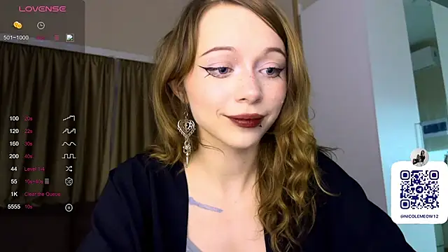  SofiaBrown online show from March 31, 7:49 pm