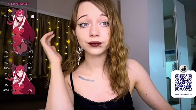 Snapshot of _SofiaBrown chatting on February 10, 7:24 pm SofiaBrown online show from February 10, 7:24 pm