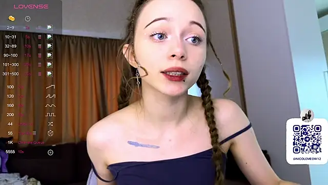  SofiaBrown online show from March 22, 1:12 pm