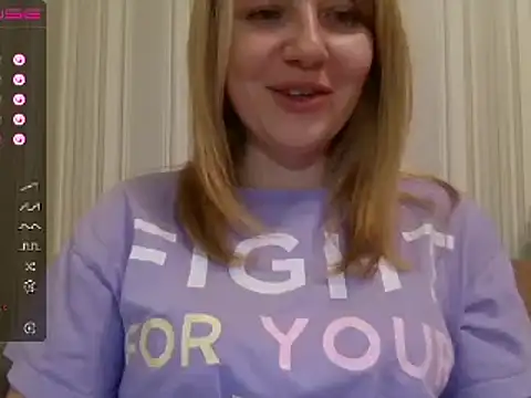 urbadkitty online show from March 12, 7:47 pm