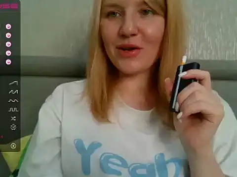 urbadkitty online show from March 18, 10:17 am