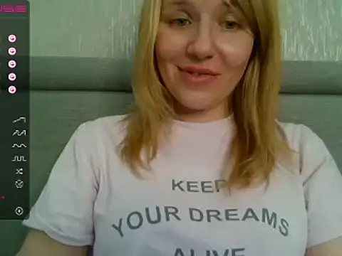 urbadkitty online show from February 25, 10:04 am