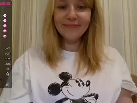 urbadkitty online show from February 22, 3:03 pm