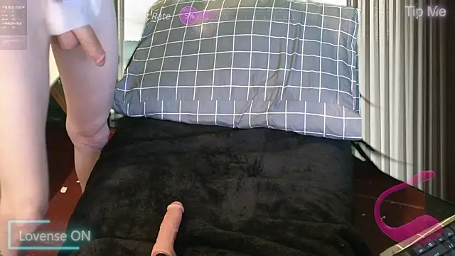 april show her online show from December 17, 7:59 pm