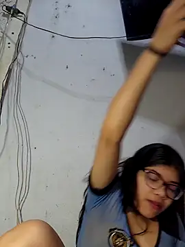 ariannazinha online show from February 3, 2:33 pm