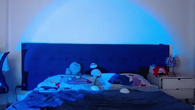 luna palmerau online show from November 5, 11:52 pm